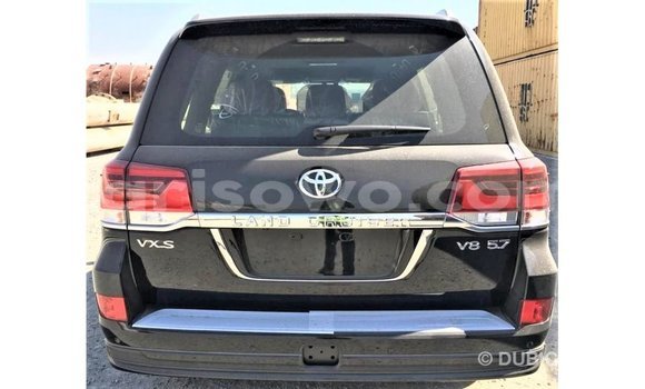 Ra Imported Toyota Land Cruiser Black Ọkọ̀ in Import - Dubai ni Benin Ra Imported Toyota Land Cruiser Black Ọkọ̀ in Import - Dubai ni Benin