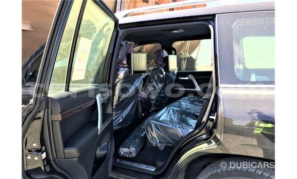 Ra Imported Toyota Land Cruiser Black Ọkọ̀ in Import - Dubai ni Benin Ra Imported Toyota Land Cruiser Black Ọkọ̀ in Import - Dubai ni Benin