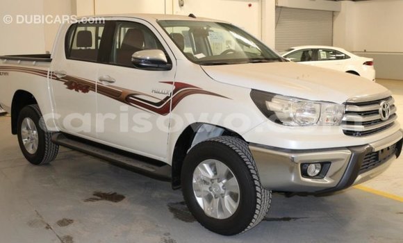 Ra Imported Toyota Hilux funfun Ọkọ̀ in Import - Dubai ni Benin Ra Imported Toyota Hilux funfun Ọkọ̀ in Import - Dubai ni Benin