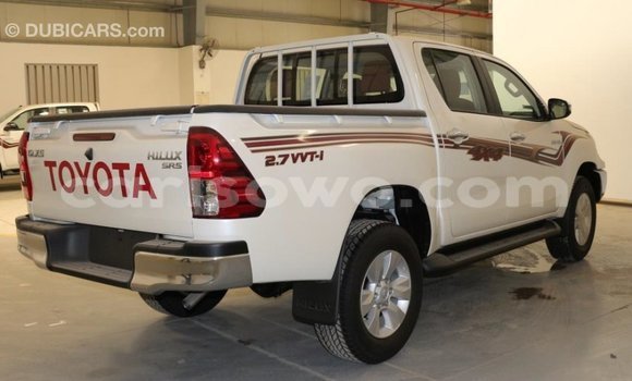 Ra Imported Toyota Hilux funfun Ọkọ̀ in Import - Dubai ni Benin Ra Imported Toyota Hilux funfun Ọkọ̀ in Import - Dubai ni Benin