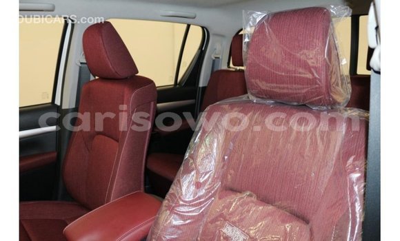 Ra Imported Toyota Hilux funfun Ọkọ̀ in Import - Dubai ni Benin Ra Imported Toyota Hilux funfun Ọkọ̀ in Import - Dubai ni Benin