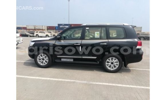 Sayi Imported Toyota Land Cruiser Black Mota in Import - Dubai a Benin Sayi Imported Toyota Land Cruiser Black Mota in Import - Dubai a Benin