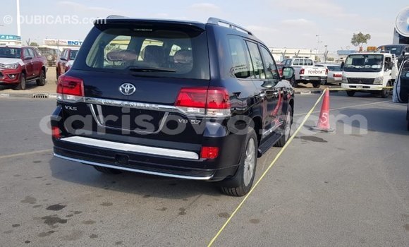 Ra Imported Toyota Land Cruiser Black Ọkọ̀ in Import - Dubai ni Benin Ra Imported Toyota Land Cruiser Black Ọkọ̀ in Import - Dubai ni Benin