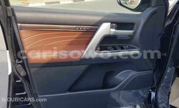 Ra Imported Toyota Land Cruiser Black Ọkọ̀ in Import - Dubai ni Benin Ra Imported Toyota Land Cruiser Black Ọkọ̀ in Import - Dubai ni Benin