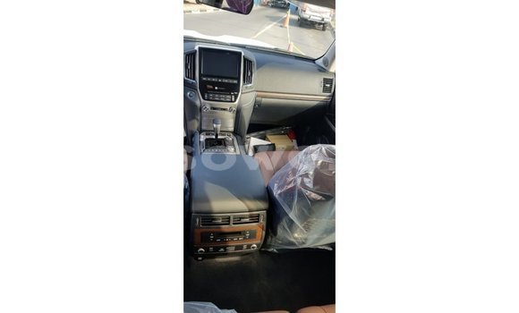 Ra Imported Toyota Land Cruiser Black Ọkọ̀ in Import - Dubai ni Benin Ra Imported Toyota Land Cruiser Black Ọkọ̀ in Import - Dubai ni Benin