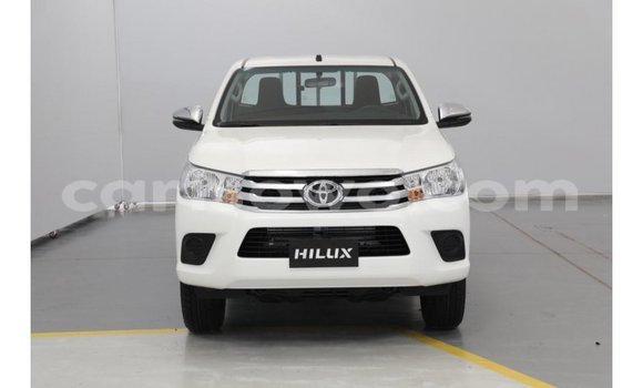 Acheter Import Voiture Toyota Hilux Blanc à Import - Dubai, Benin