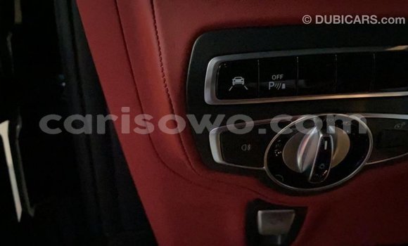 Acheter Import Voiture Mercedes-Benz 190 Noir à Import - Dubai, Benin Acheter Import Voiture Mercedes-Benz 190 Noir à Import - Dubai, Benin