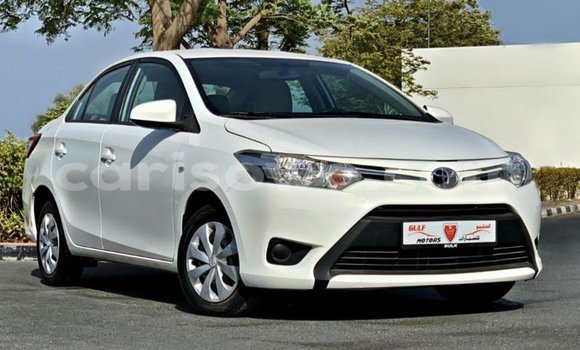 Sayi Imported Toyota DA White Babbar mota in Import - Dubai a Benin Sayi Imported Toyota DA White Babbar mota in Import - Dubai a Benin