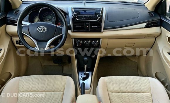 Sayi Imported Toyota DA White Babbar mota in Import - Dubai a Benin Sayi Imported Toyota DA White Babbar mota in Import - Dubai a Benin