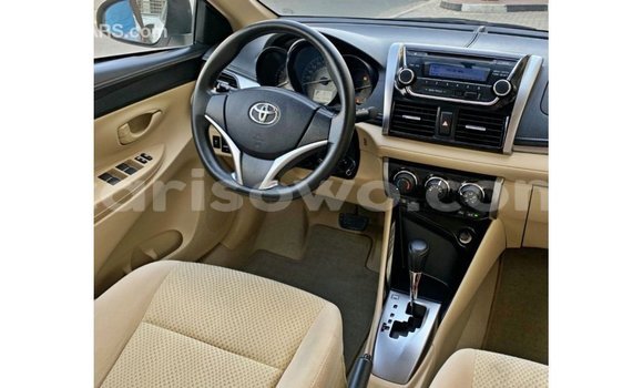 Sayi Imported Toyota DA White Babbar mota in Import - Dubai a Benin Sayi Imported Toyota DA White Babbar mota in Import - Dubai a Benin