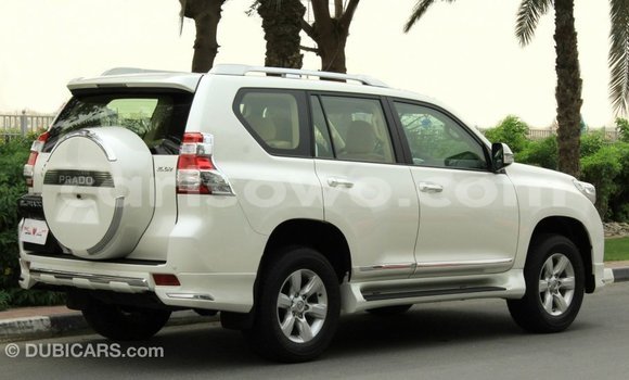 Acheter Import Voiture Toyota Prado Blanc à Import - Dubai, Benin Acheter Import Voiture Toyota Prado Blanc à Import - Dubai, Benin