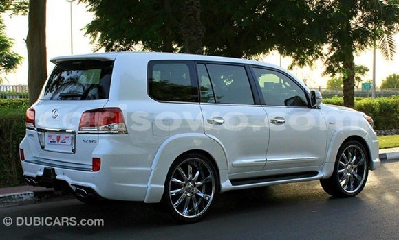 Sayi Imported Lexus LX White Mota in Import - Dubai a Benin Sayi Imported Lexus LX White Mota in Import - Dubai a Benin
