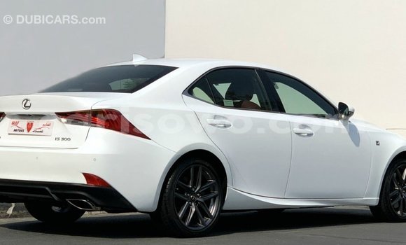 Sayi Imported Lexus IS White Mota in Import - Dubai a Benin Sayi Imported Lexus IS White Mota in Import - Dubai a Benin