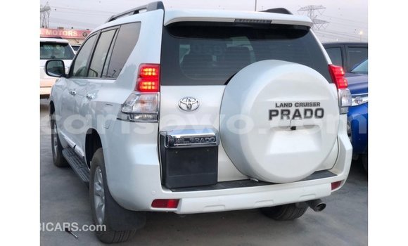 Acheter Import Voiture Toyota Prado Blanc à Import - Dubai, Benin Acheter Import Voiture Toyota Prado Blanc à Import - Dubai, Benin