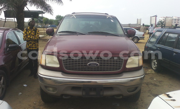 Sayi Na hannu Ford Explorer Red Mota in Cotonou a Benin Sayi Na hannu Ford Explorer Red Mota in Cotonou a Benin