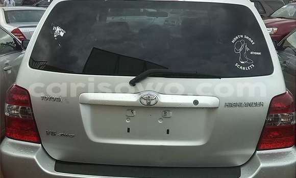 Sayi Na hannu Toyota Highlander Azurfa Mota in Savalou a Benin Sayi Na hannu Toyota Highlander Azurfa Mota in Savalou a Benin