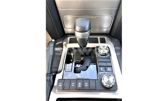 Ra Imported Toyota Land Cruiser Miiran Ọkọ̀ in Import - Dubai ni Benin Ra Imported Toyota Land Cruiser Miiran Ọkọ̀ in Import - Dubai ni Benin