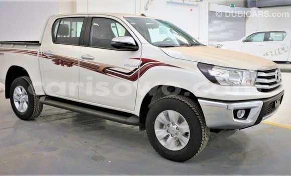Ra Imported Toyota Hilux funfun Ọkọ̀ in Import - Dubai ni Benin Ra Imported Toyota Hilux funfun Ọkọ̀ in Import - Dubai ni Benin