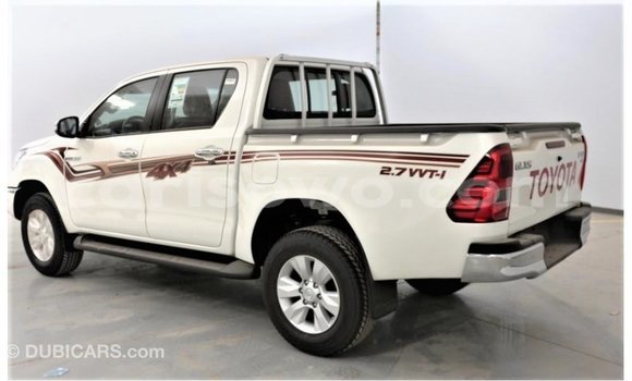 Ra Imported Toyota Hilux funfun Ọkọ̀ in Import - Dubai ni Benin Ra Imported Toyota Hilux funfun Ọkọ̀ in Import - Dubai ni Benin