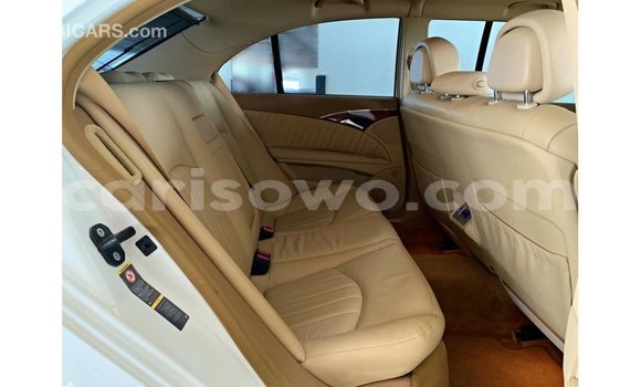 Sayi Imported Mercedes-Benz 200 White Mota in Import - Dubai a Benin Sayi Imported Mercedes-Benz 200 White Mota in Import - Dubai a Benin