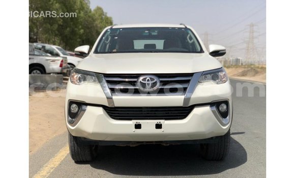 Buy Import Toyota Fortuner White Car in Import - Dubai in Benign Buy Import Toyota Fortuner White Car in Import - Dubai in Benign
