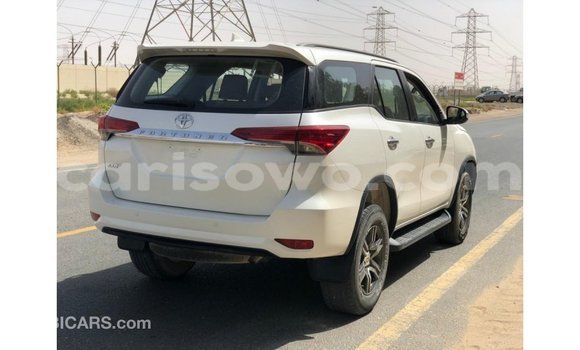 Buy Import Toyota Fortuner White Car in Import - Dubai in Benign Buy Import Toyota Fortuner White Car in Import - Dubai in Benign