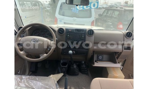 Acheter Import Voiture Toyota Land Cruiser Autre à Import - Dubai, Benin Acheter Import Voiture Toyota Land Cruiser Autre à Import - Dubai, Benin