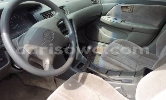 Ra Àlòkù Toyota Camry funfun Ọkọ̀ in Cotonou ni Benin Ra Àlòkù Toyota Camry funfun Ọkọ̀ in Cotonou ni Benin