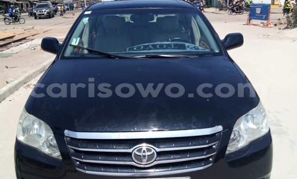 Ra Àlòkù Toyota Avalon Black Ọkọ̀ in Cotonou ni Benin Ra Àlòkù Toyota Avalon Black Ọkọ̀ in Cotonou ni Benin