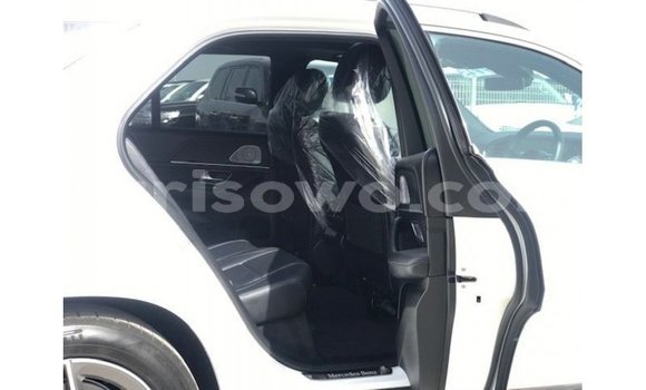Acheter Import Voiture Mercedes-Benz GLE Blanc à Import - Dubai, Benin Acheter Import Voiture Mercedes-Benz GLE Blanc à Import - Dubai, Benin
