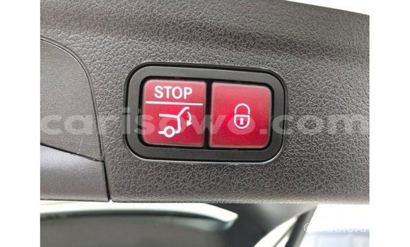 Acheter Import Voiture Mercedes-Benz GLE Blanc à Import - Dubai, Benin Acheter Import Voiture Mercedes-Benz GLE Blanc à Import - Dubai, Benin