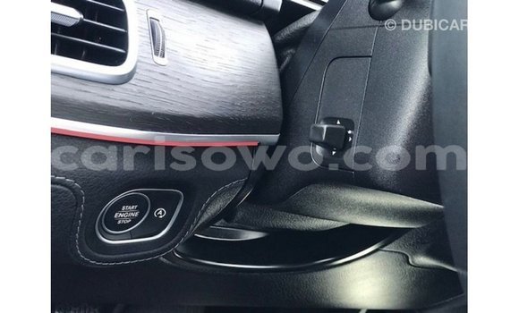 Acheter Import Voiture Mercedes-Benz GLE Blanc à Import - Dubai, Benin Acheter Import Voiture Mercedes-Benz GLE Blanc à Import - Dubai, Benin