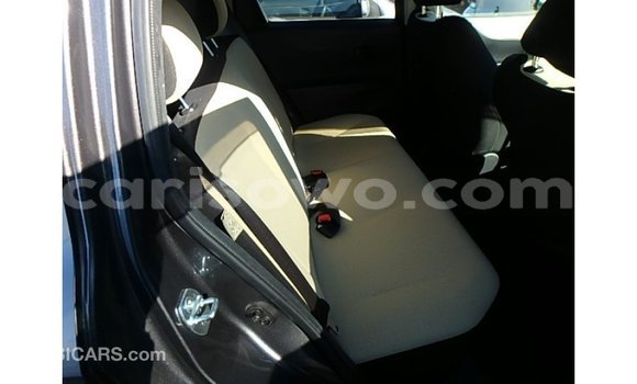 Acheter Import Voiture Toyota Vitz Autre à Import - Dubai, Benin Acheter Import Voiture Toyota Vitz Autre à Import - Dubai, Benin