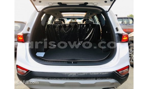Buy Import Hyundai Santa Fe White Car in Import - Dubai in Benign Buy Import Hyundai Santa Fe White Car in Import - Dubai in Benign
