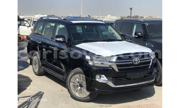 Acheter Import Voiture Toyota Land Cruiser Noir à Import - Dubai, Benin Acheter Import Voiture Toyota Land Cruiser Noir à Import - Dubai, Benin