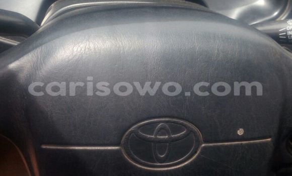 Buy Used Toyota RAV4 Green Car in Abomey Calavi in Benign Buy Used Toyota RAV4 Green Car in Abomey Calavi in Benign