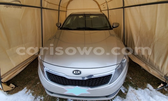 Sayi Na hannu Kia Optima Azurfa Mota in Cotonou a Benin