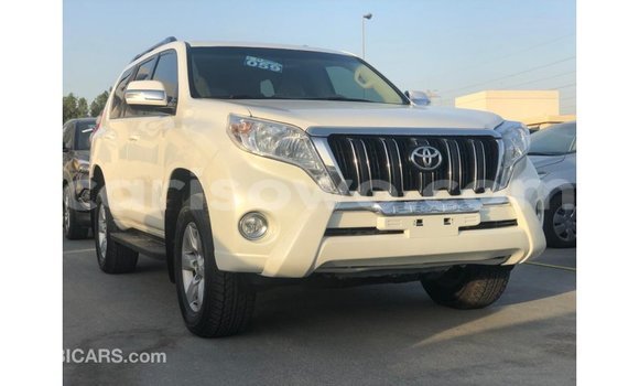 Acheter Import Voiture Toyota Prado Blanc à Import - Dubai, Benin Acheter Import Voiture Toyota Prado Blanc à Import - Dubai, Benin