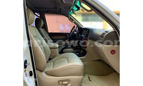 Sayi Imported Lexus LX White Mota in Import - Dubai a Benin Sayi Imported Lexus LX White Mota in Import - Dubai a Benin
