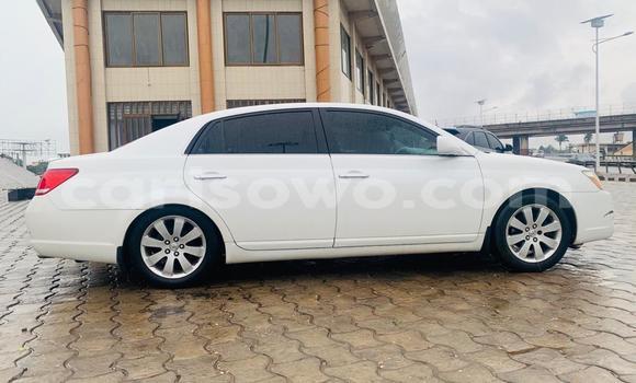 Acheter Neuf Voiture Toyota Avalon Blanc à Cotonou, Benin Acheter Neuf Voiture Toyota Avalon Blanc à Cotonou, Benin