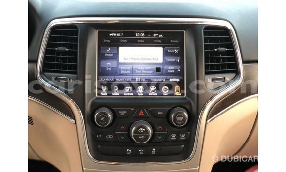 Acheter Import Voiture Jeep Grand Cherokee Noir à Import - Dubai, Benin Acheter Import Voiture Jeep Grand Cherokee Noir à Import - Dubai, Benin