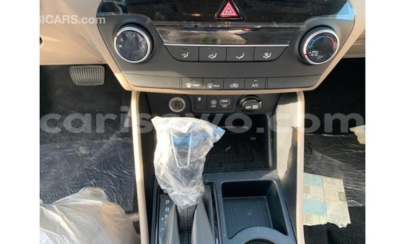 Buy Import Hyundai Tucson White Car in Import - Dubai in Benign Buy Import Hyundai Tucson White Car in Import - Dubai in Benign