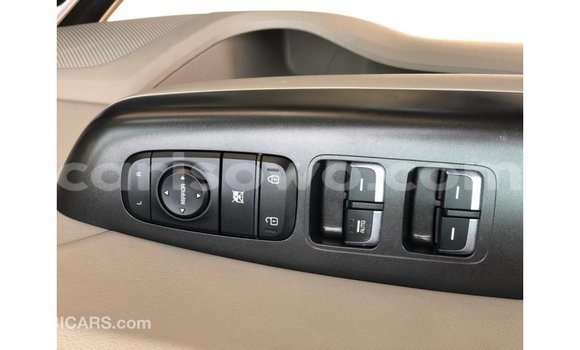 Buy Import Kia Sportage Other Car in Import - Dubai in Benign Buy Import Kia Sportage Other Car in Import - Dubai in Benign