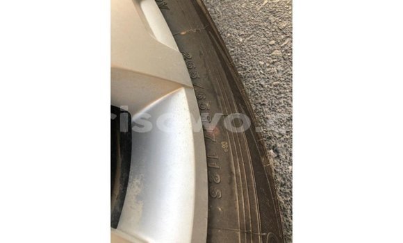 Sayi Imported Toyota Hilux Sauran Mota in Import - Dubai a Benin Sayi Imported Toyota Hilux Sauran Mota in Import - Dubai a Benin