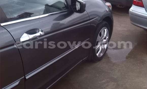 Sayi Na hannu Honda Accord Black Mota in Porto Novo a Benin Sayi Na hannu Honda Accord Black Mota in Porto Novo a Benin