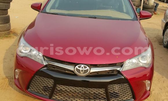 Sayi Na hannu Hyundai Accent Red Mota in Cotonou a Benin