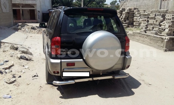 Sayi Na hannu Toyota RAV4 Black Mota in Cotonou a Benin Sayi Na hannu Toyota RAV4 Black Mota in Cotonou a Benin