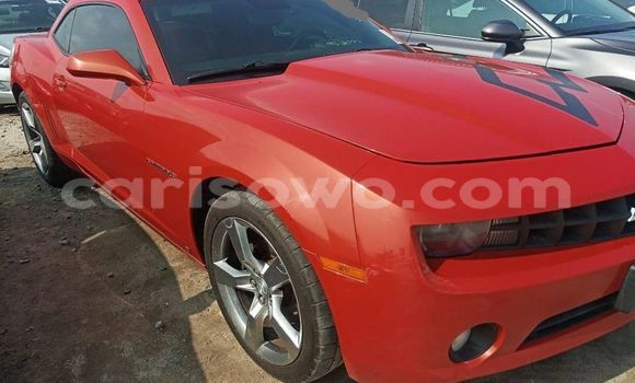 Ra Àlòkù Chevrolet Camaro Red Ọkọ̀ in Abomey ni Benin