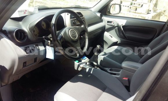 Sayi Na hannu Toyota RAV4 Black Mota in Cotonou a Benin Sayi Na hannu Toyota RAV4 Black Mota in Cotonou a Benin
