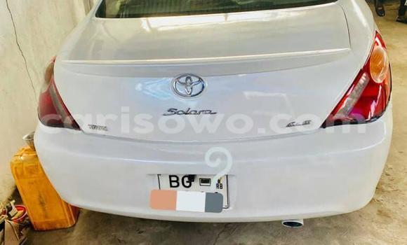 Ra Àlòkù Toyota Solara funfun Ọkọ̀ in Porto Novo ni Benin